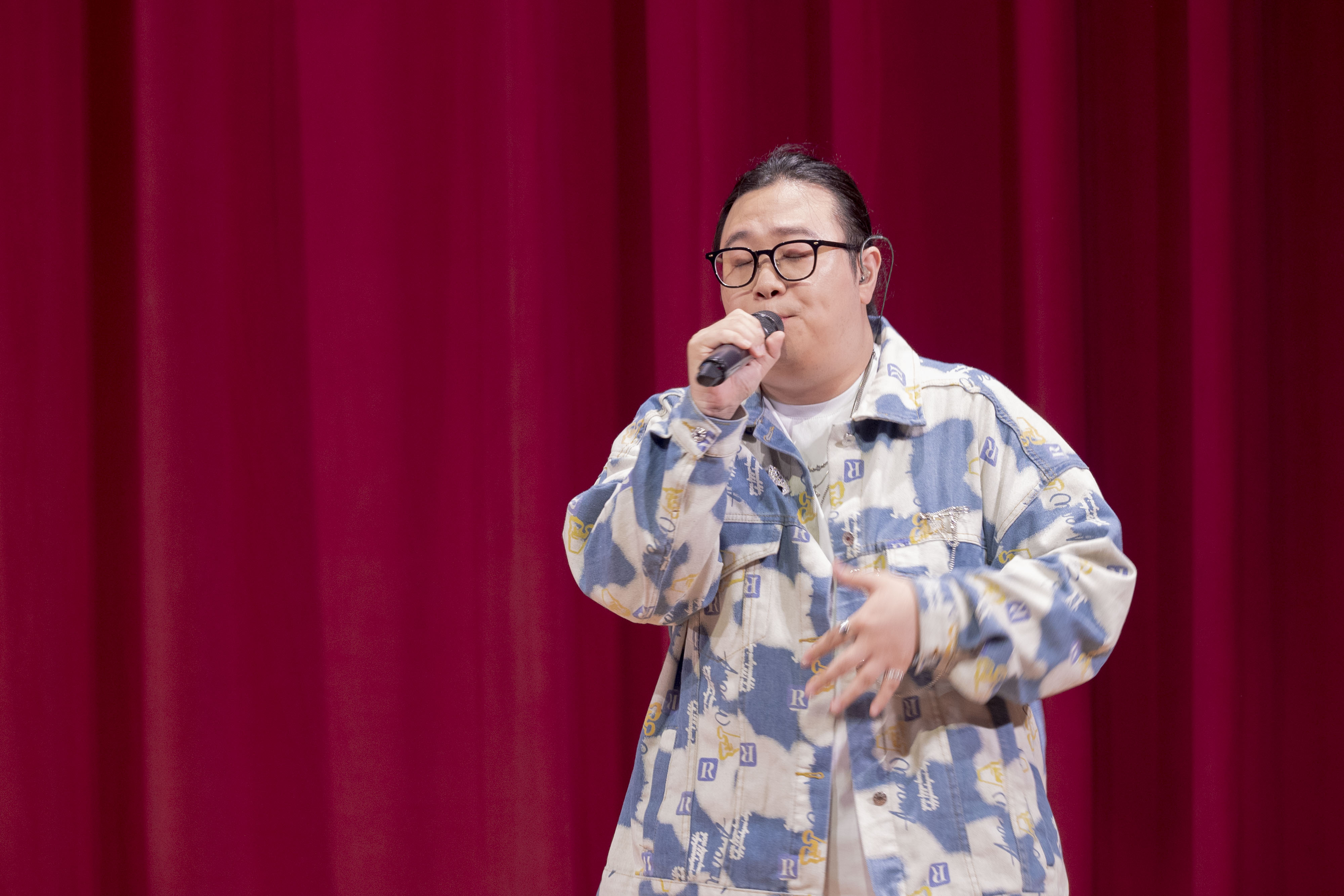 演出